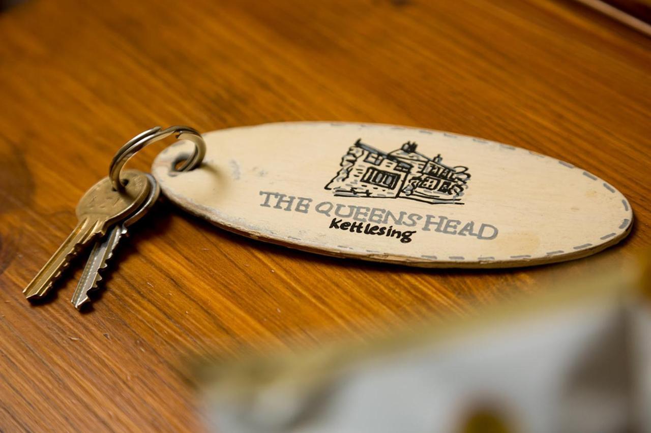 The Queens Head Kettlesing Harrogate Exteriér fotografie